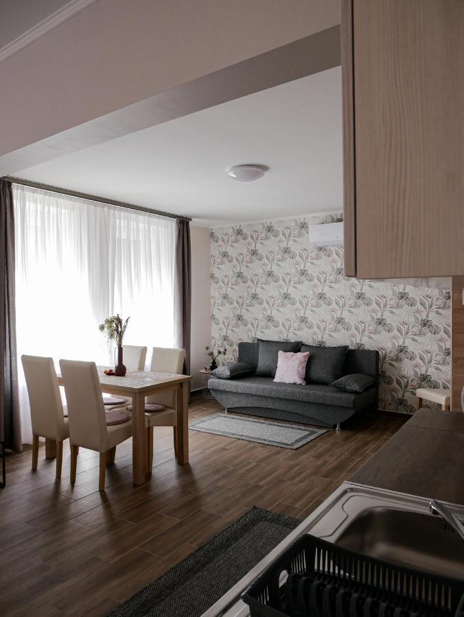 Várfal apartman Eger Exterior foto