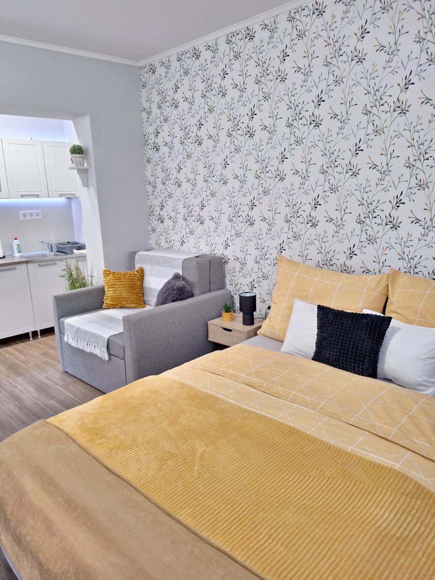 Várfal apartman Eger Exterior foto