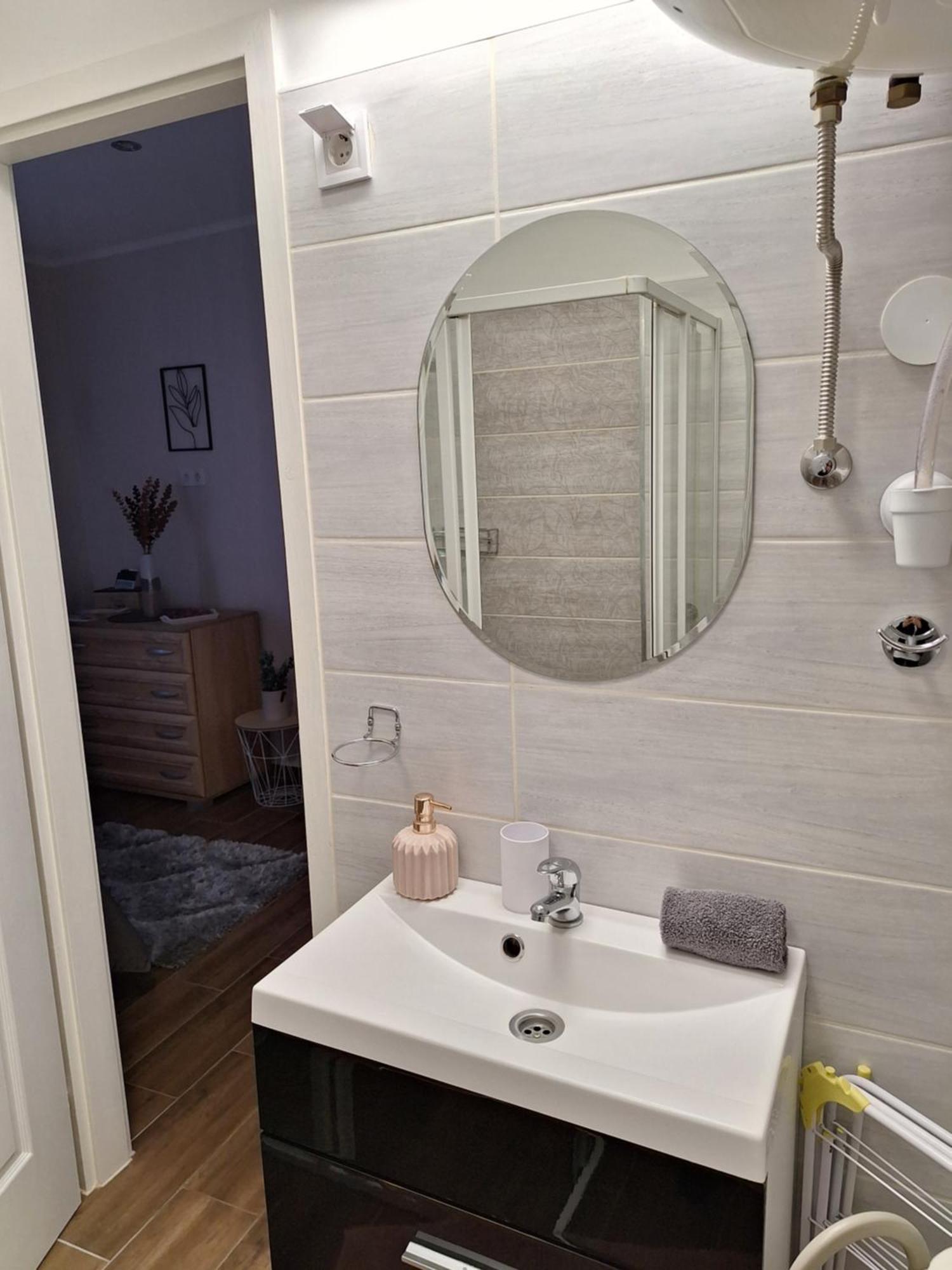 Várfal apartman Eger Habitación foto