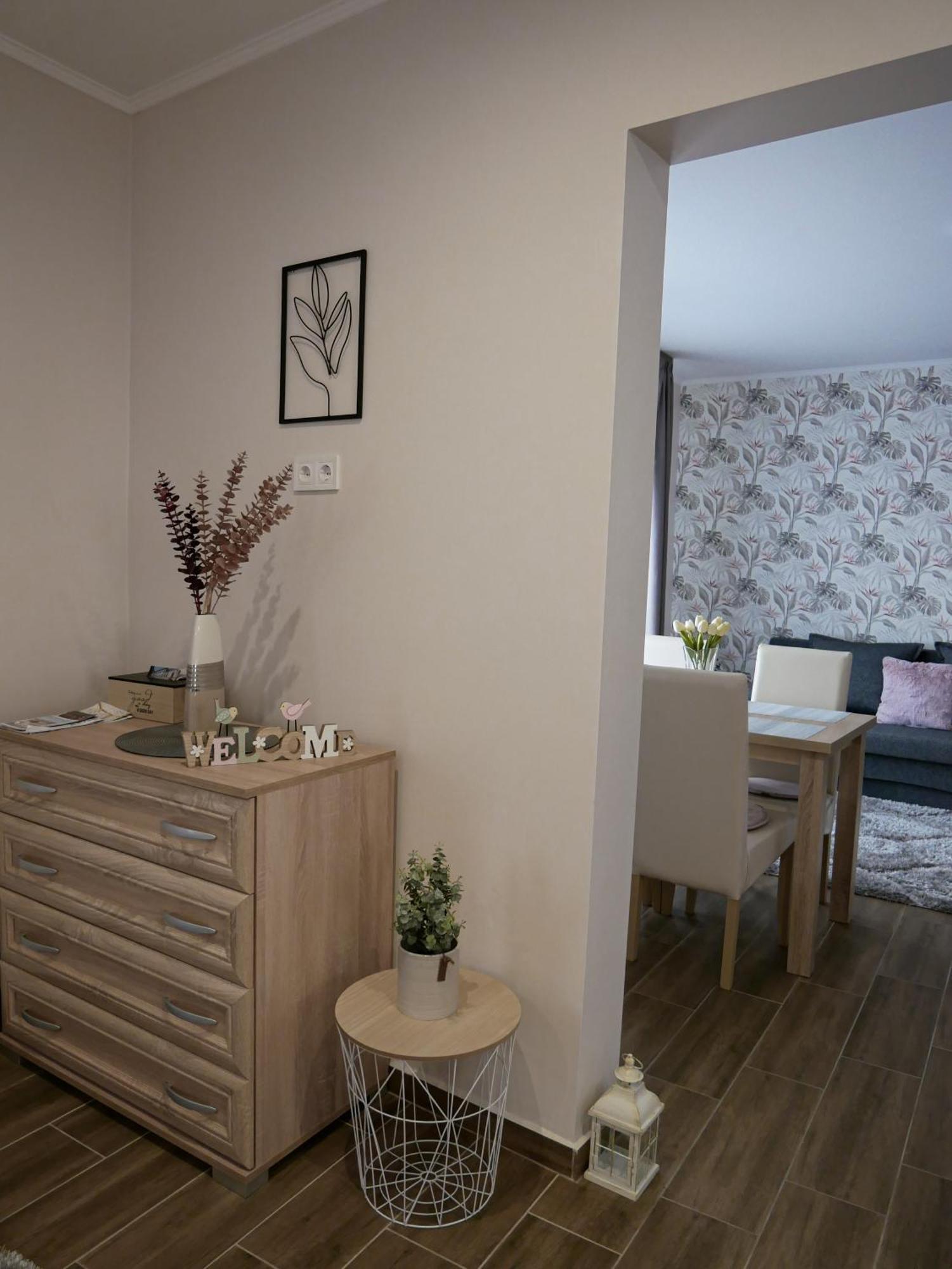 Várfal apartman Eger Habitación foto